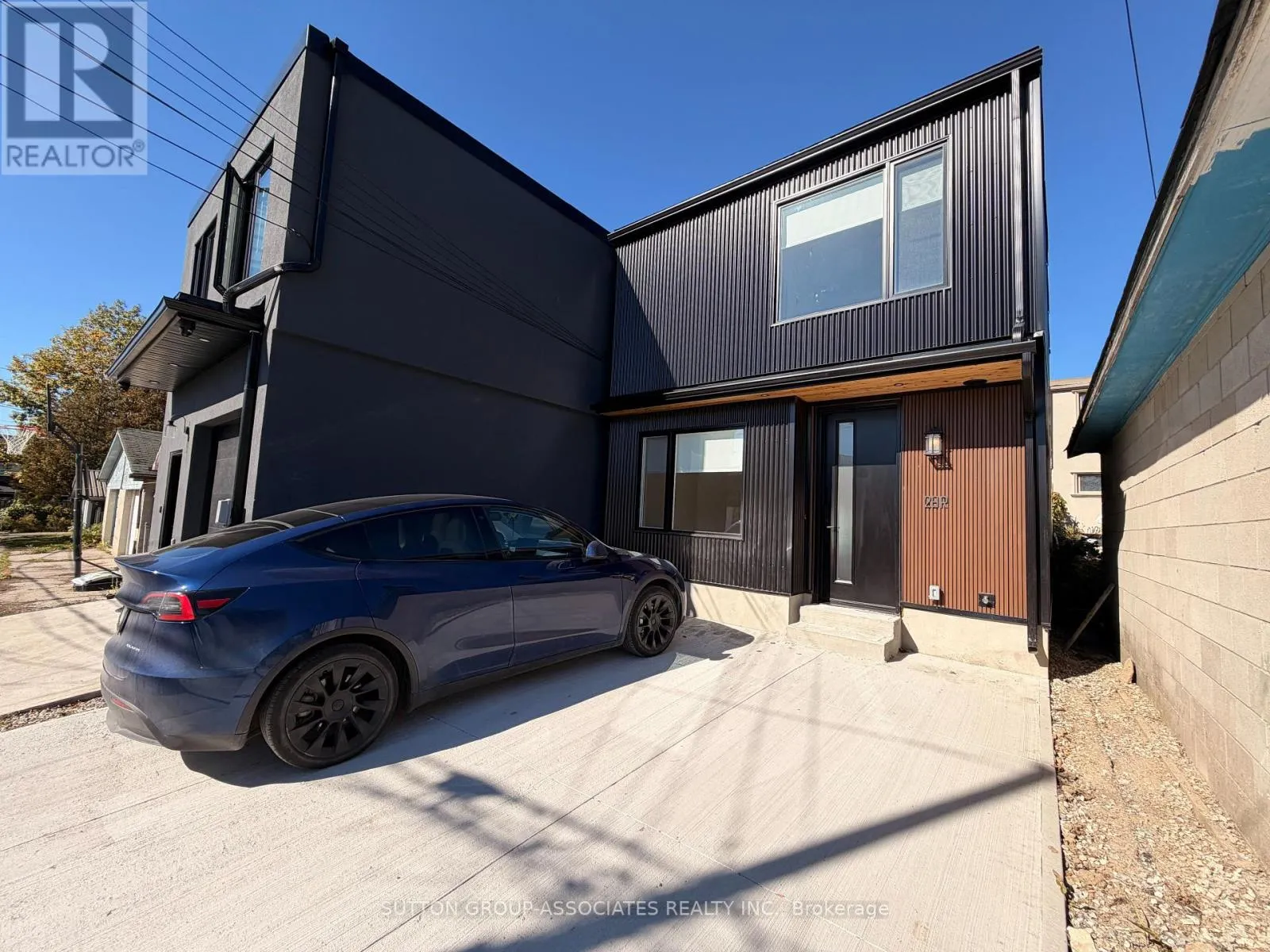 LANEWAY UNIT - 29 EARNSCLIFFE ROAD
