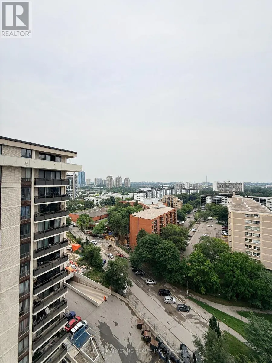 1405 - 15 DAVID SALOMON DRIVE