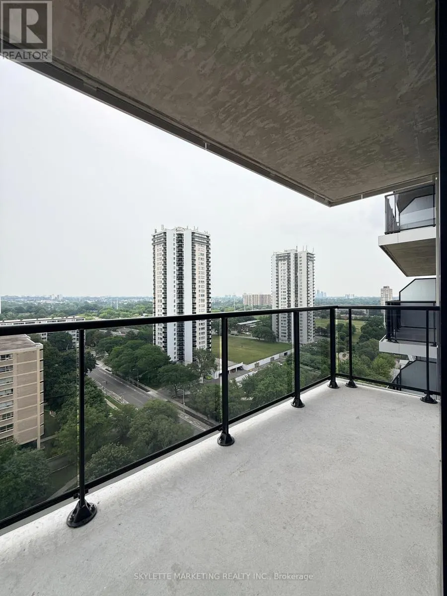 1405 - 15 DAVID SALOMON DRIVE