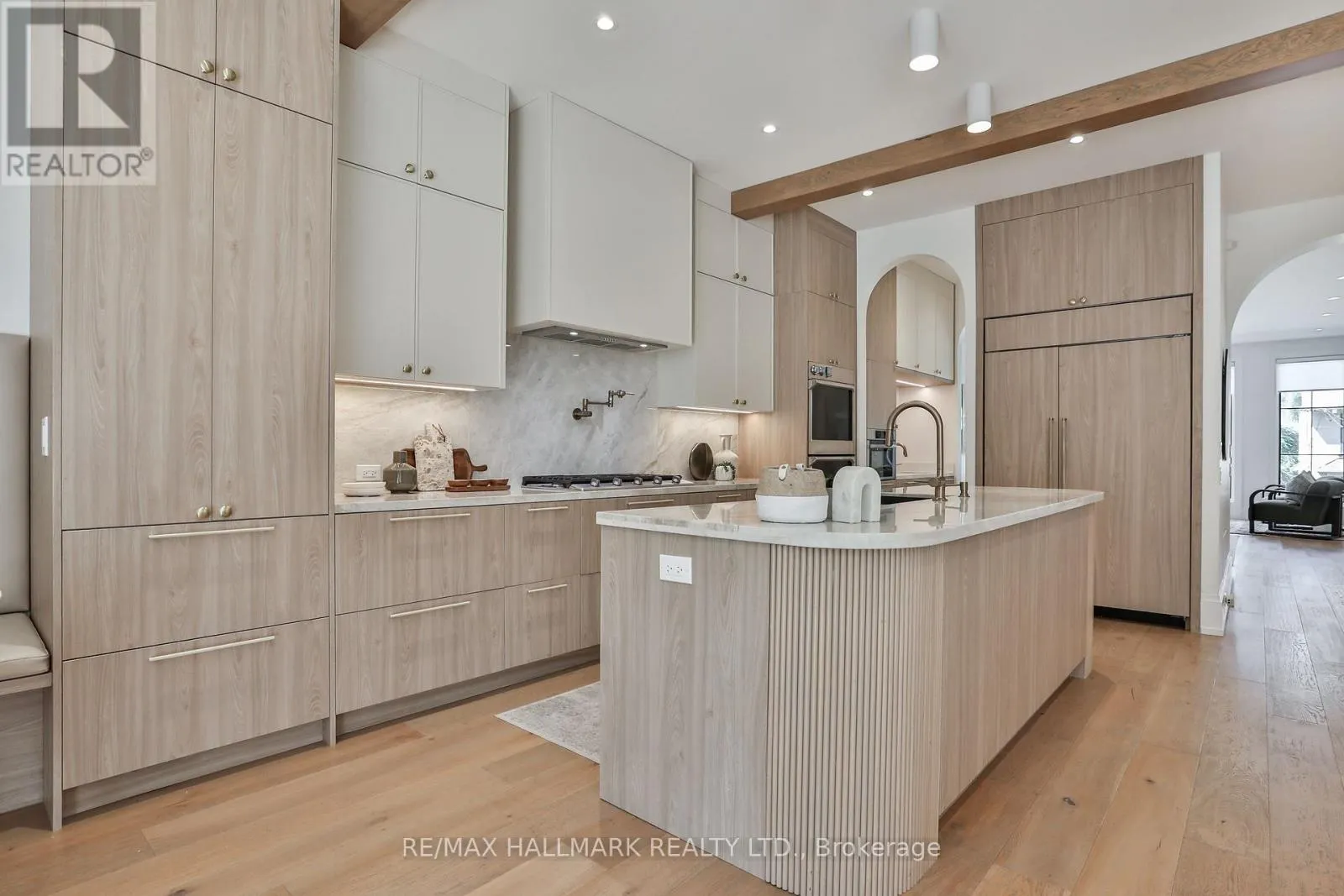 215 AVA ROAD