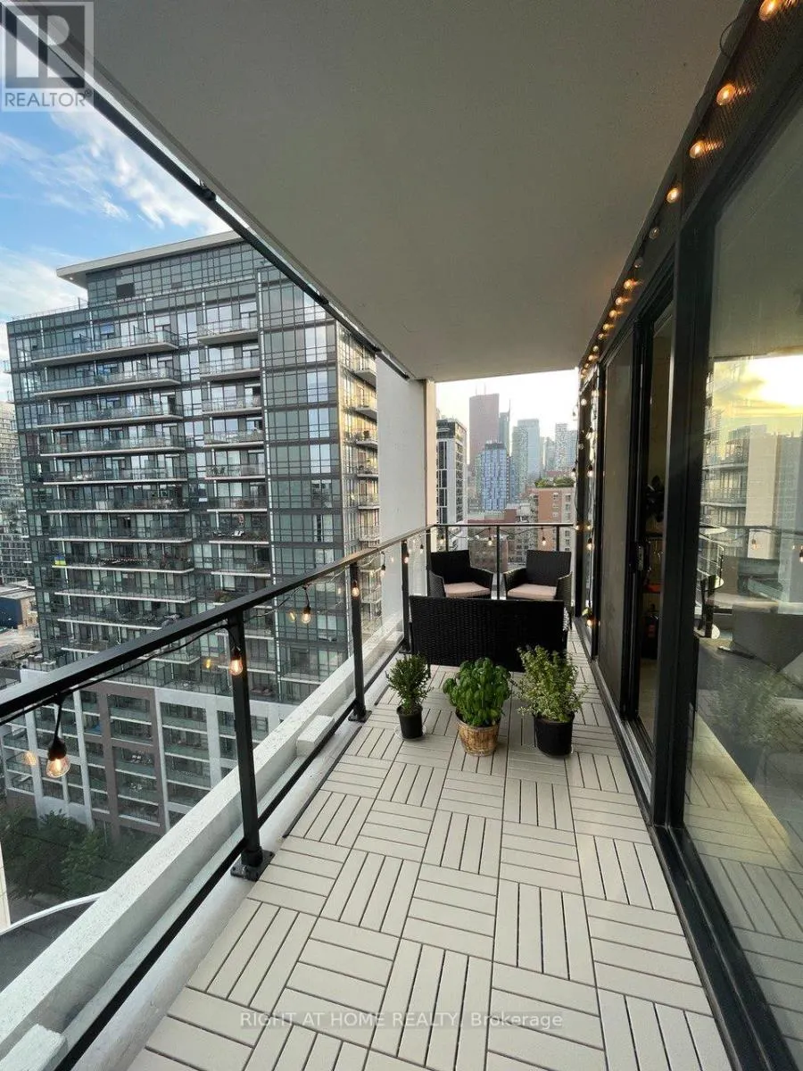 1308 - 55 ONTARIO STREET