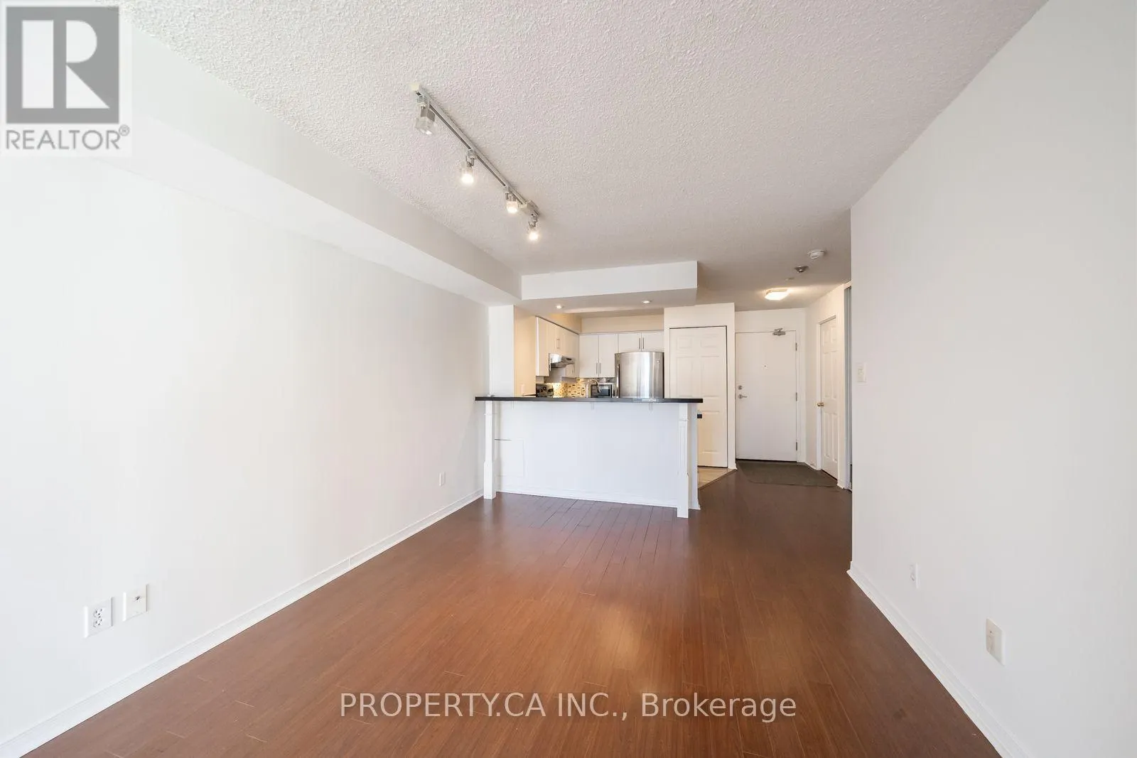 1004 - 801 KING STREET W