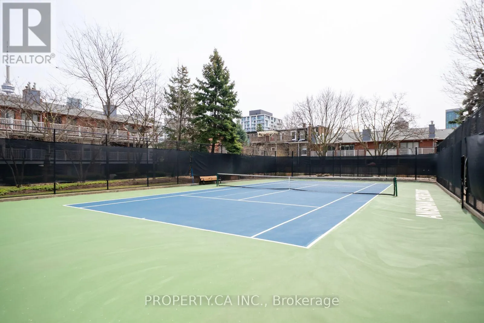 1004 - 801 KING STREET W