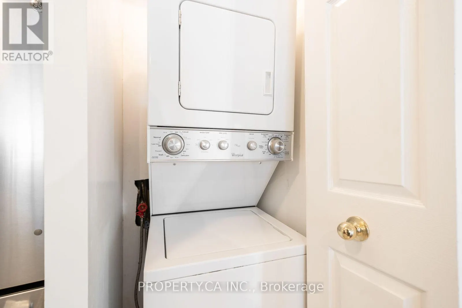 1004 - 801 KING STREET W