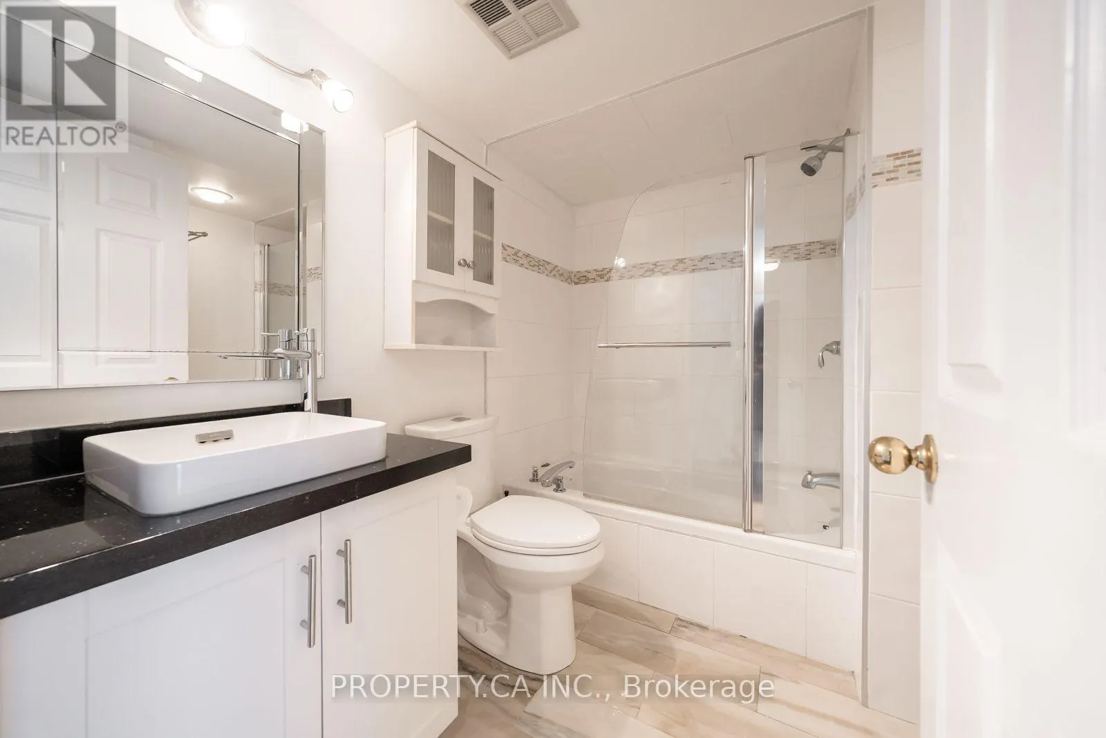 1004 - 801 KING STREET W