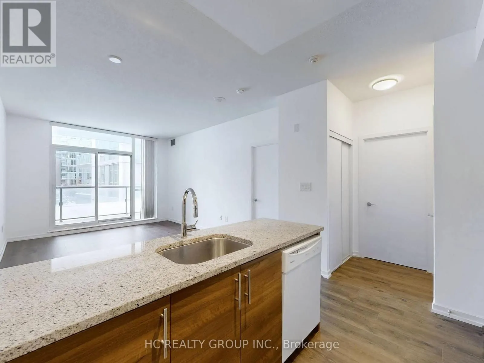 229 - 70 FOREST MANOR ROAD
