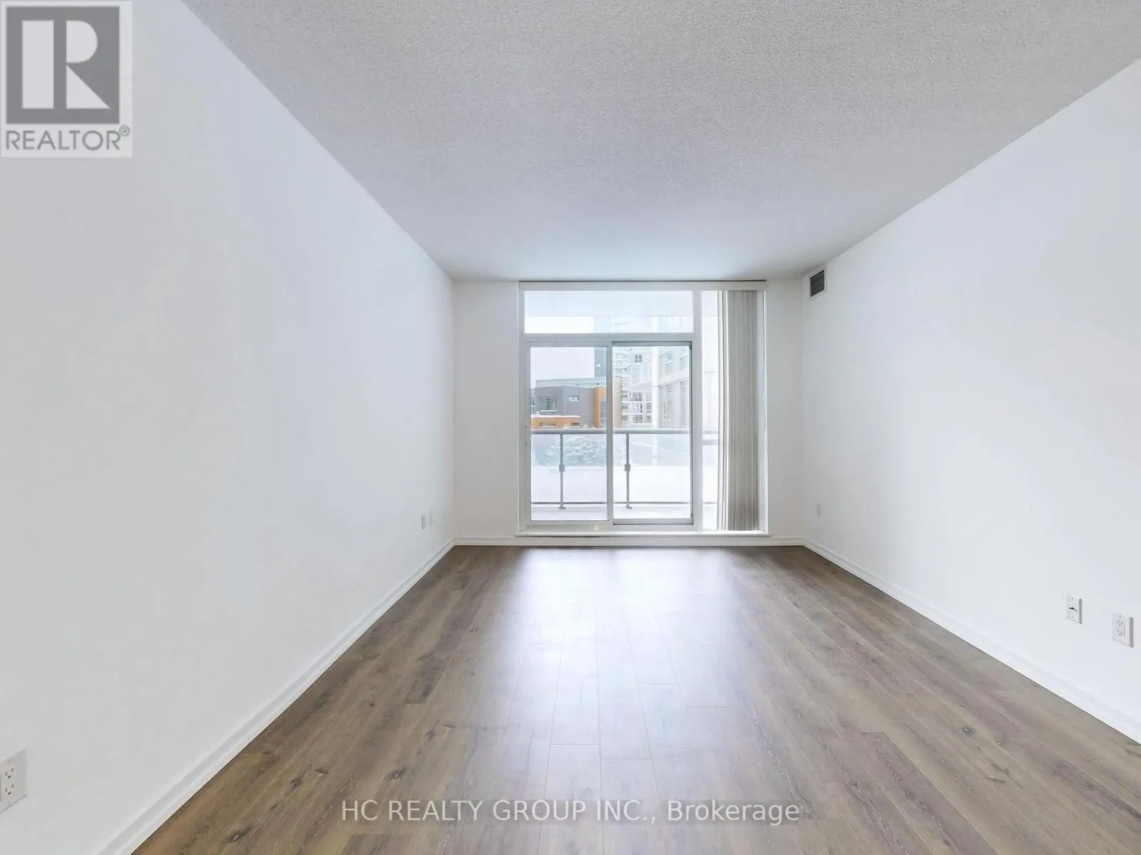 229 - 70 FOREST MANOR ROAD