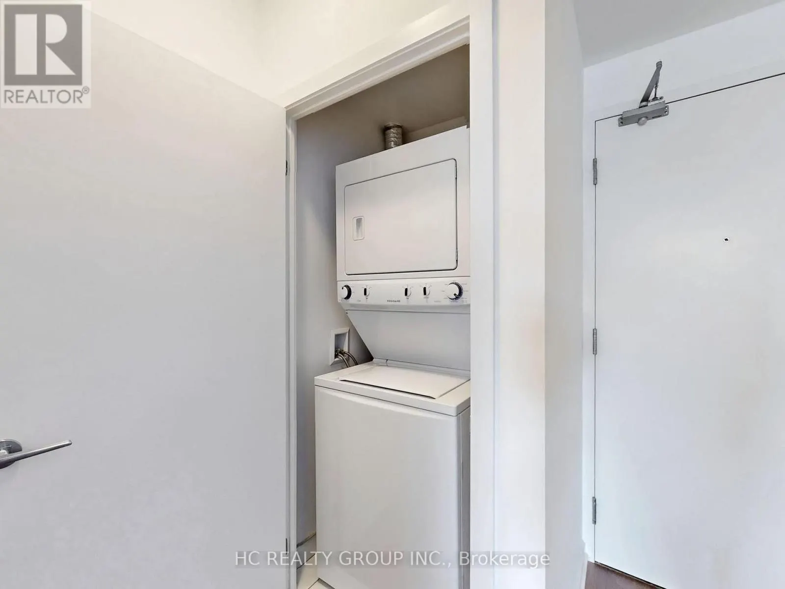 229 - 70 FOREST MANOR ROAD