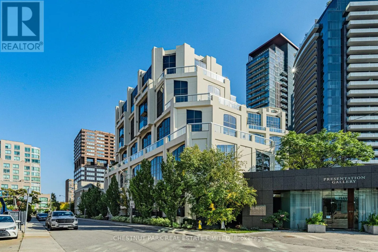 803 - 3 MCALPINE STREET