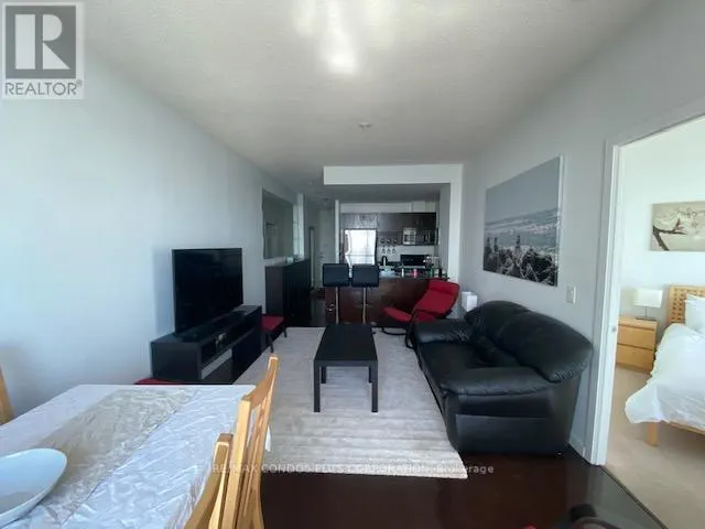 2408 - 218 QUEENS QUAY W