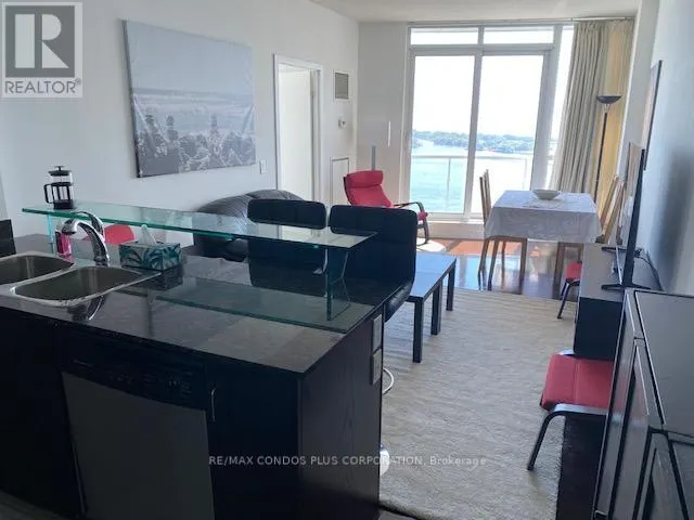 2408 - 218 QUEENS QUAY W