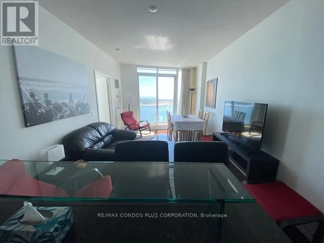 2408 - 218 QUEENS QUAY W