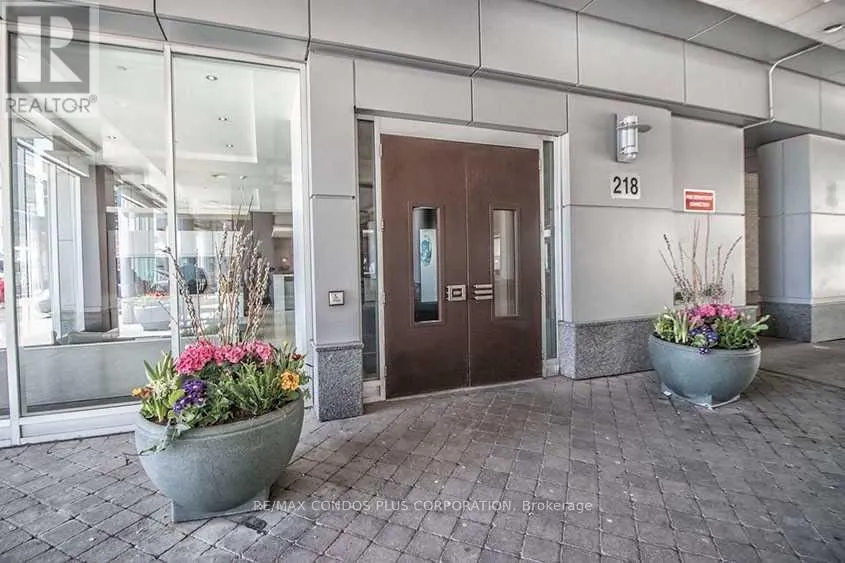 2408 - 218 QUEENS QUAY W