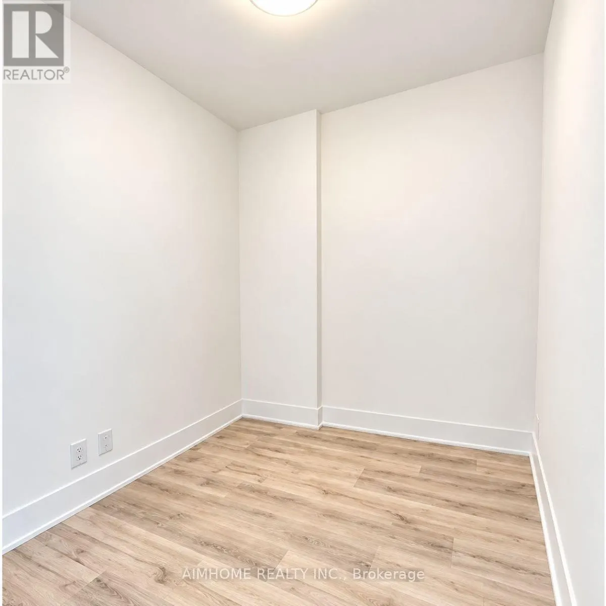 509 - 115 DENISON AVENUE