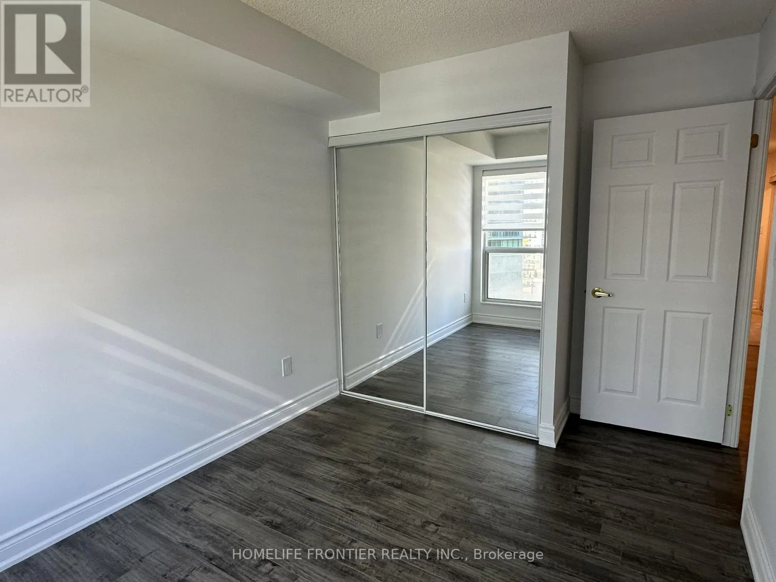 1616 - 23 LORRAINE DRIVE