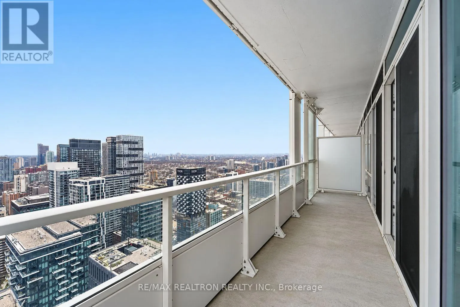 4711 - 88 QUEEN STREET E
