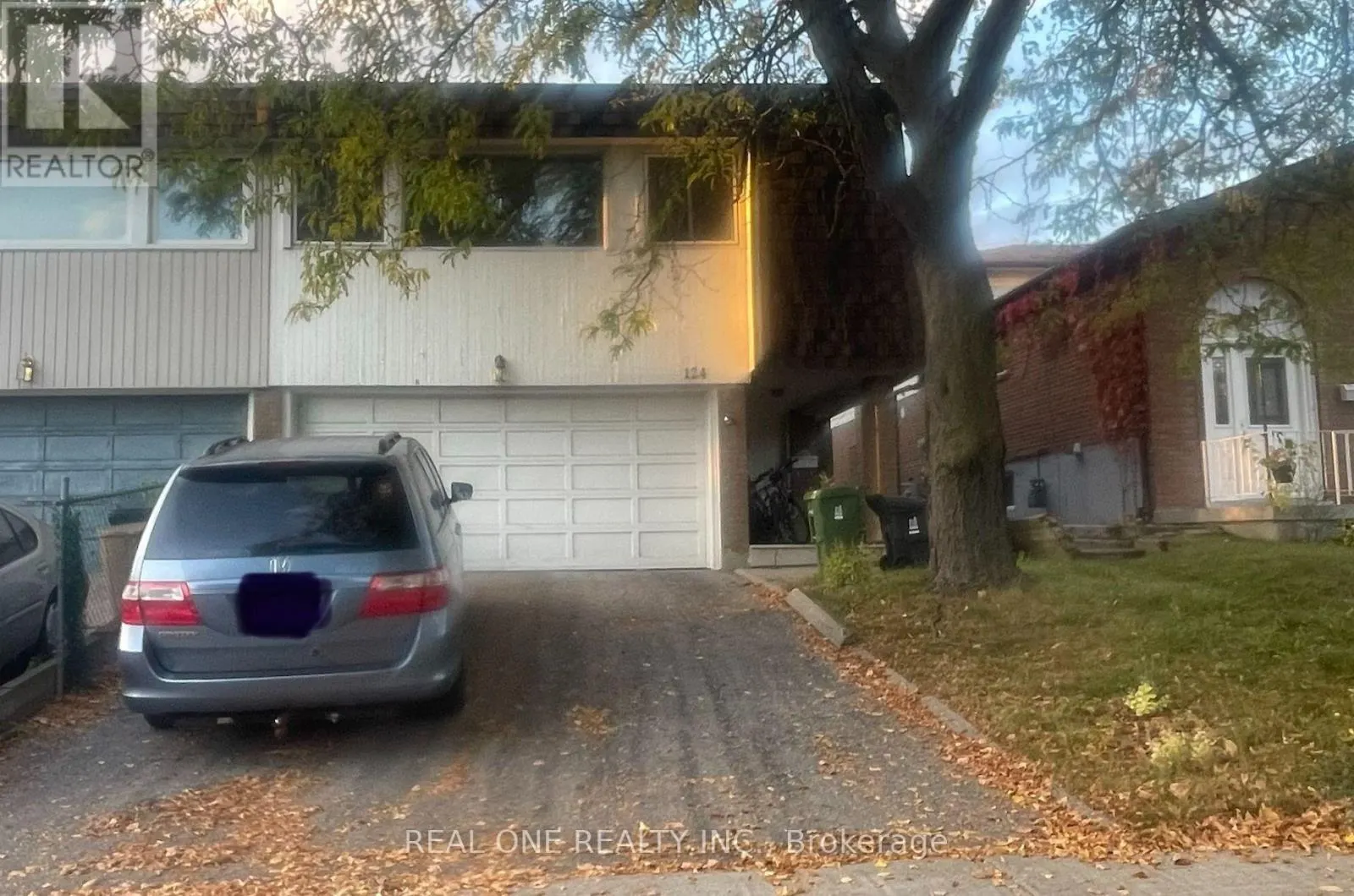 124 ANGUS DRIVE