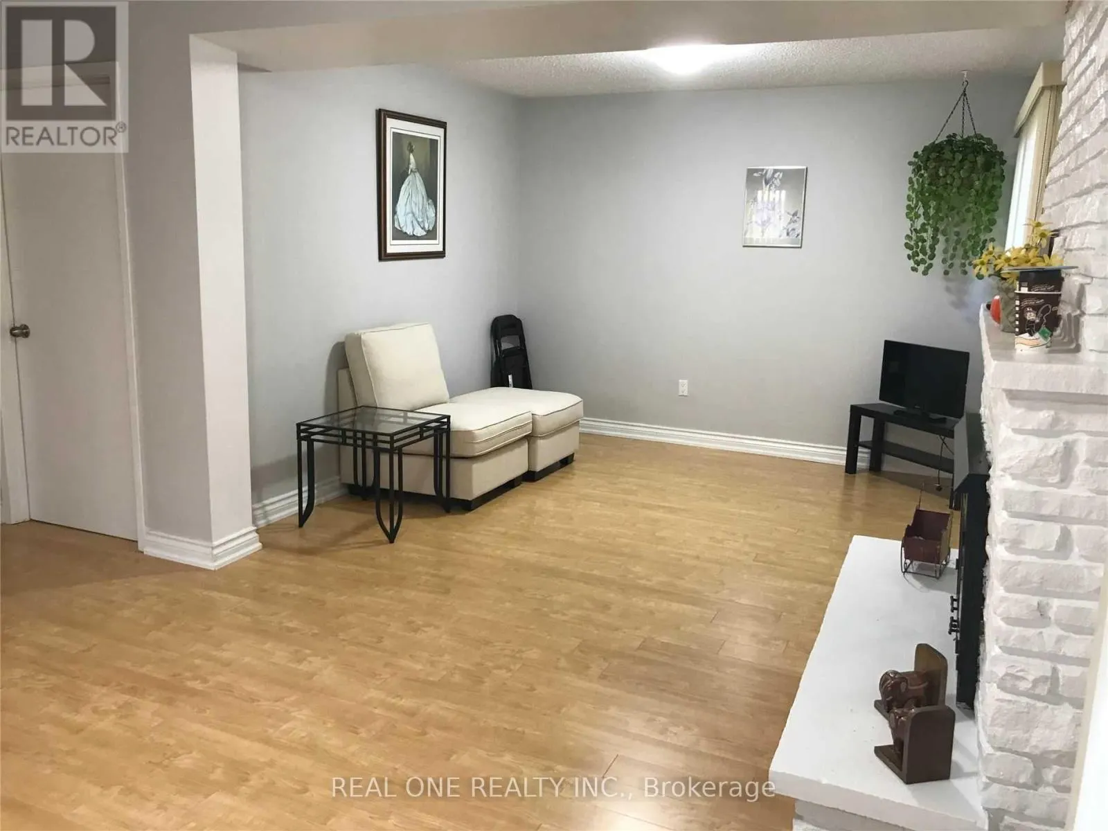124 ANGUS DRIVE