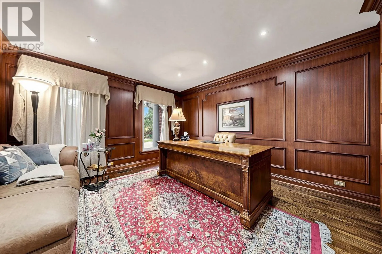 24 TULLAMORE DRIVE