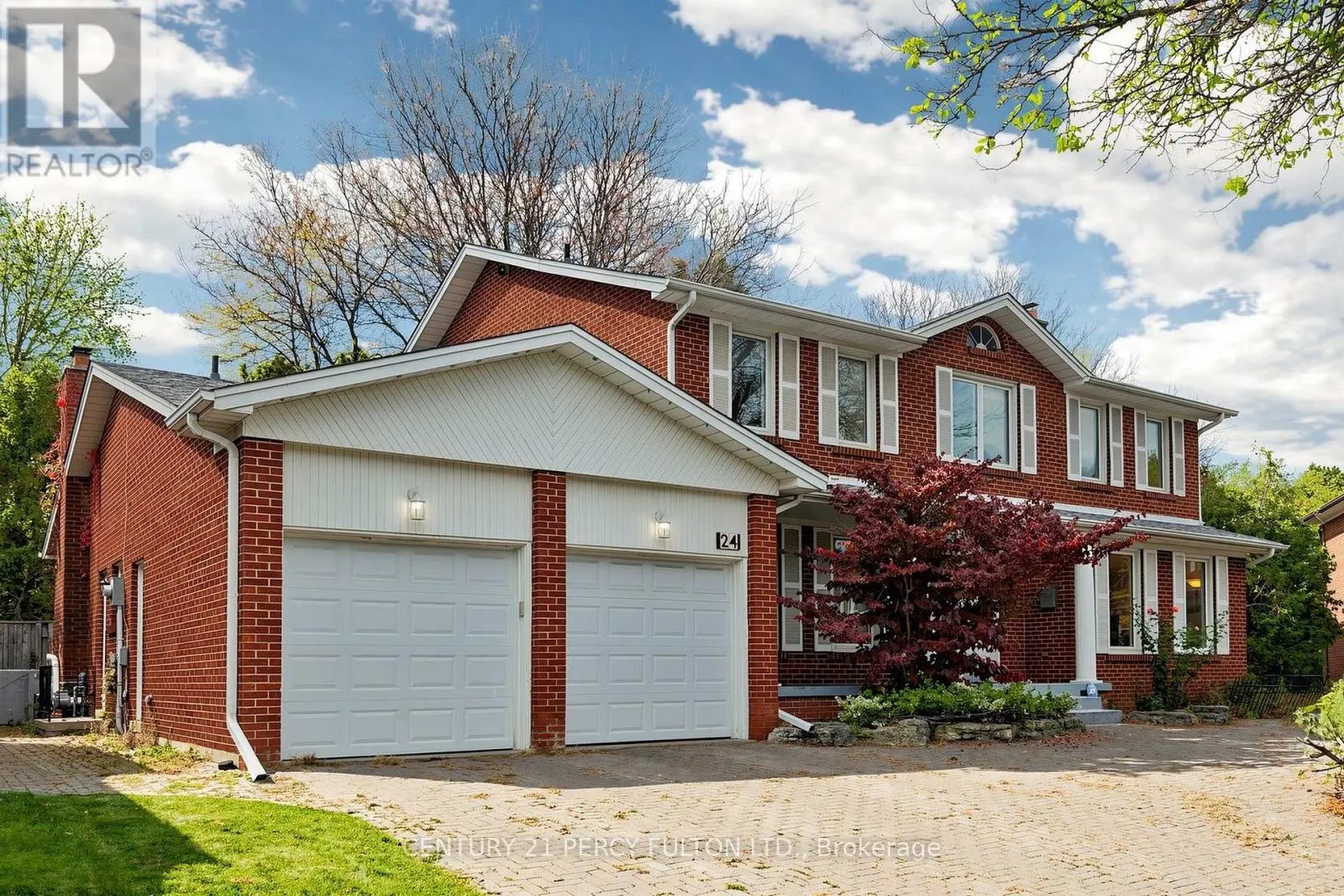 24 TULLAMORE DRIVE