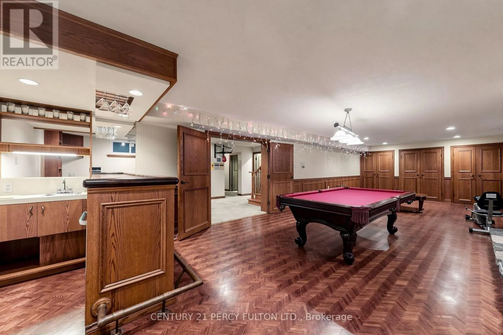 24 TULLAMORE DRIVE