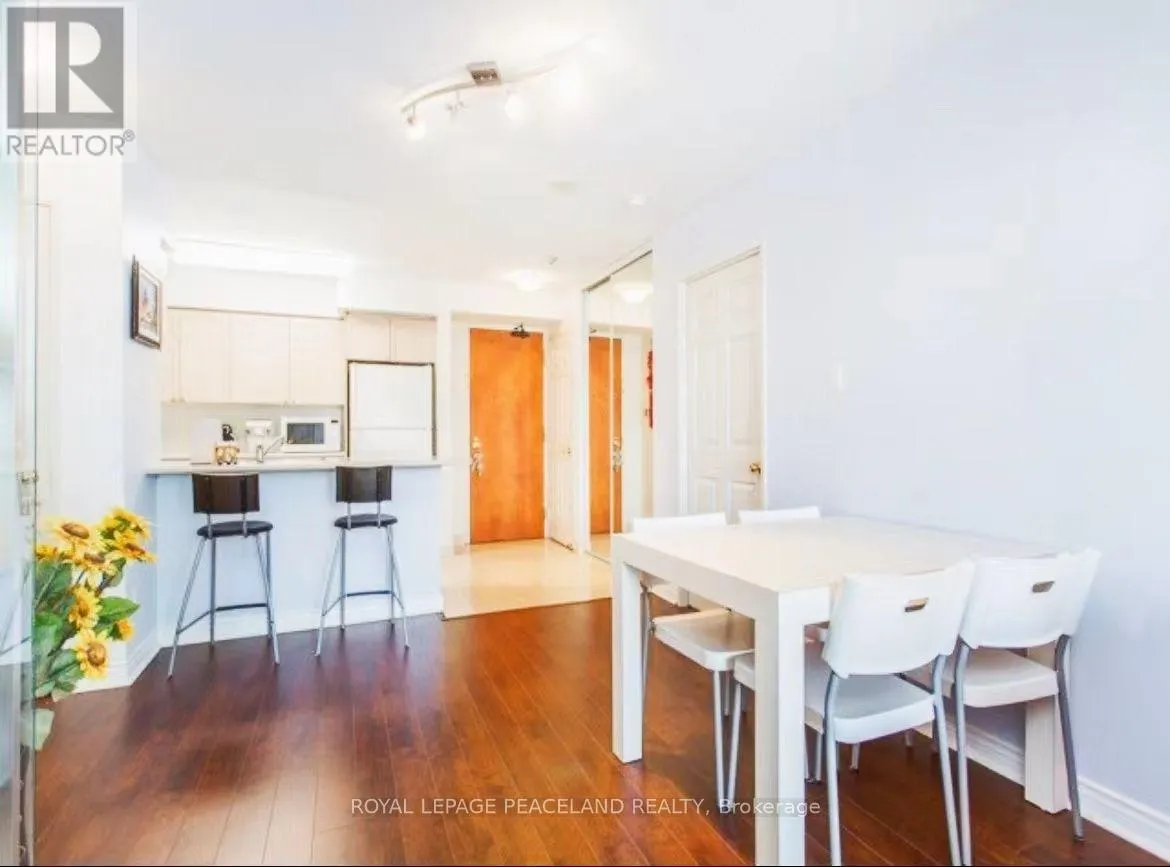 1609 - 260 DORIS AVENUE