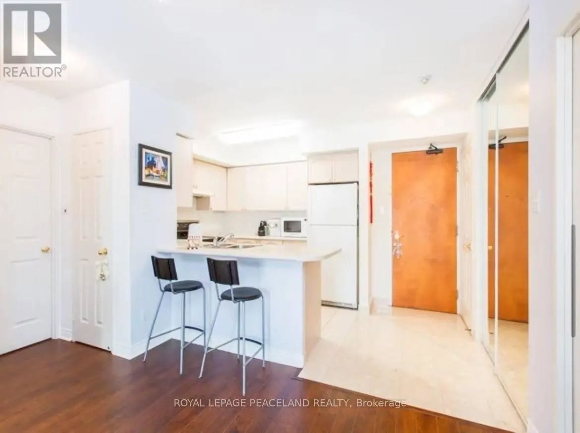 1609 - 260 DORIS AVENUE