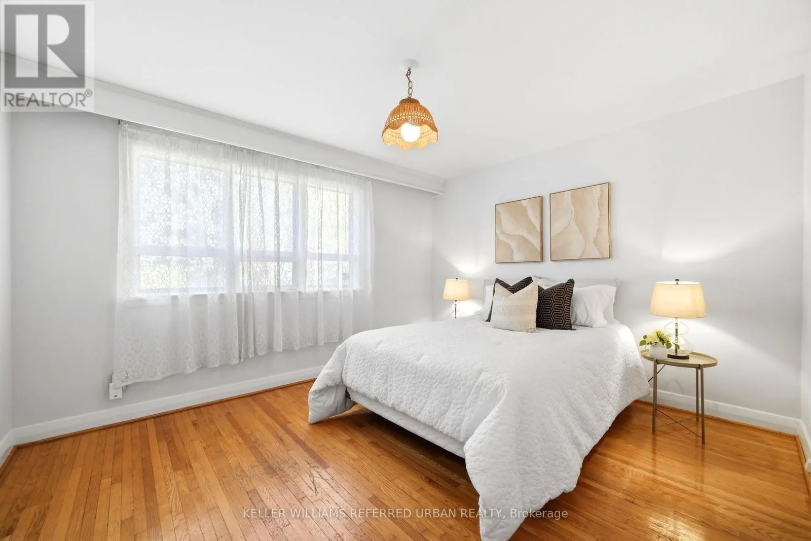 369 HOUNSLOW AVENUE