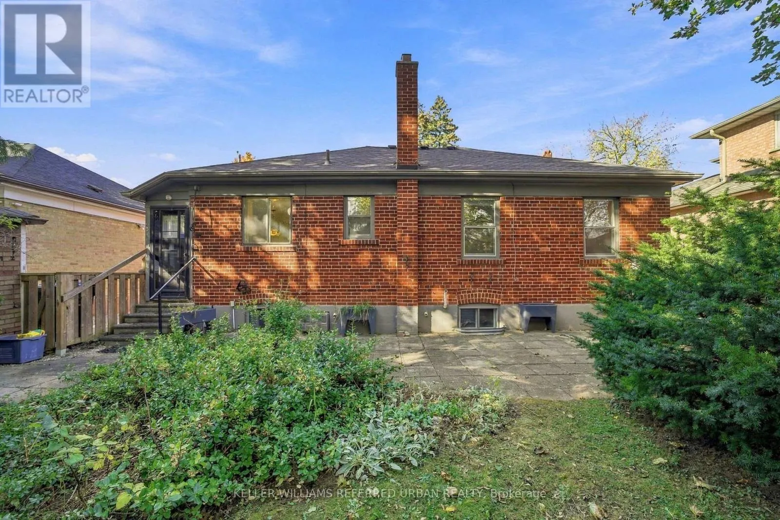369 HOUNSLOW AVENUE