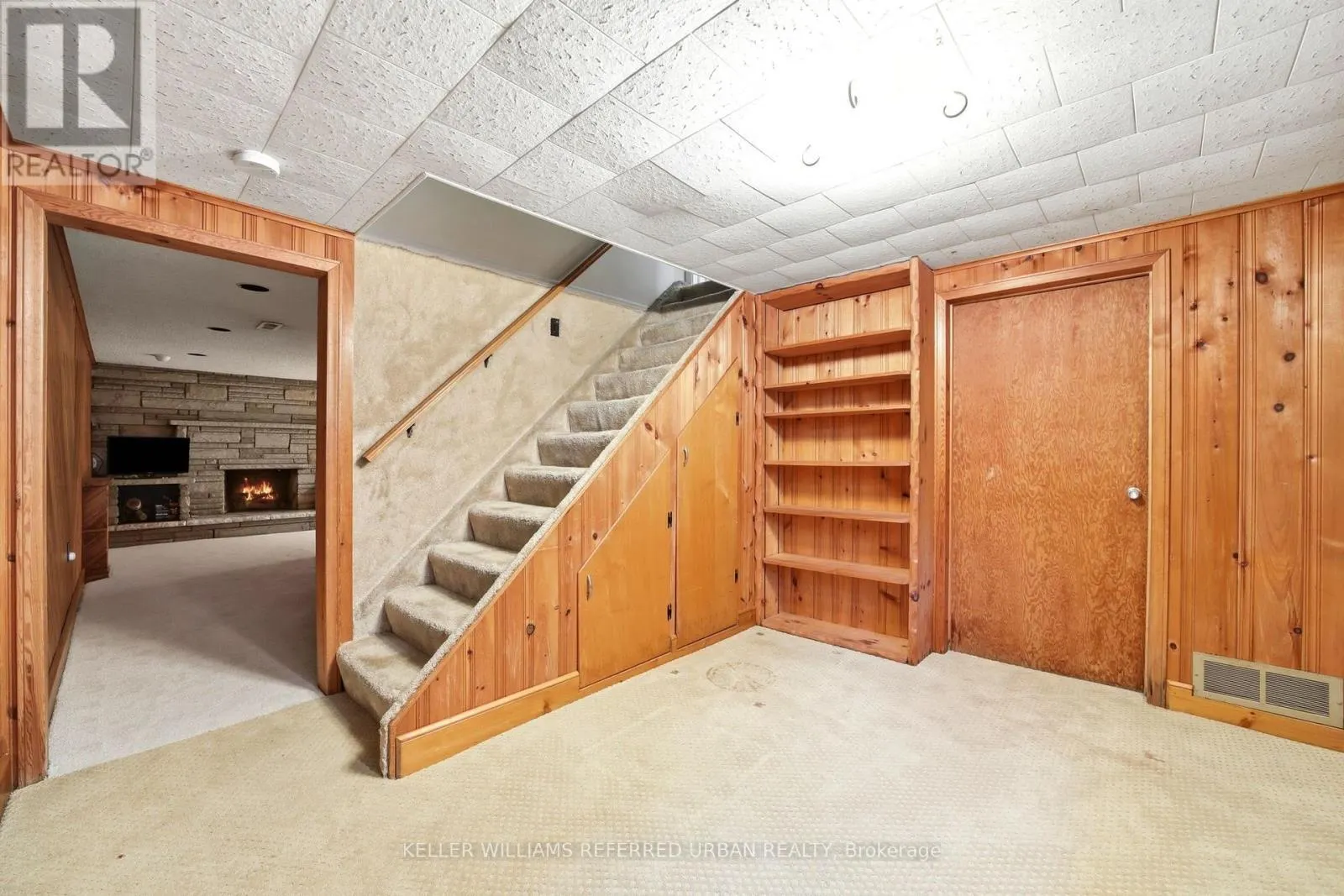 369 HOUNSLOW AVENUE