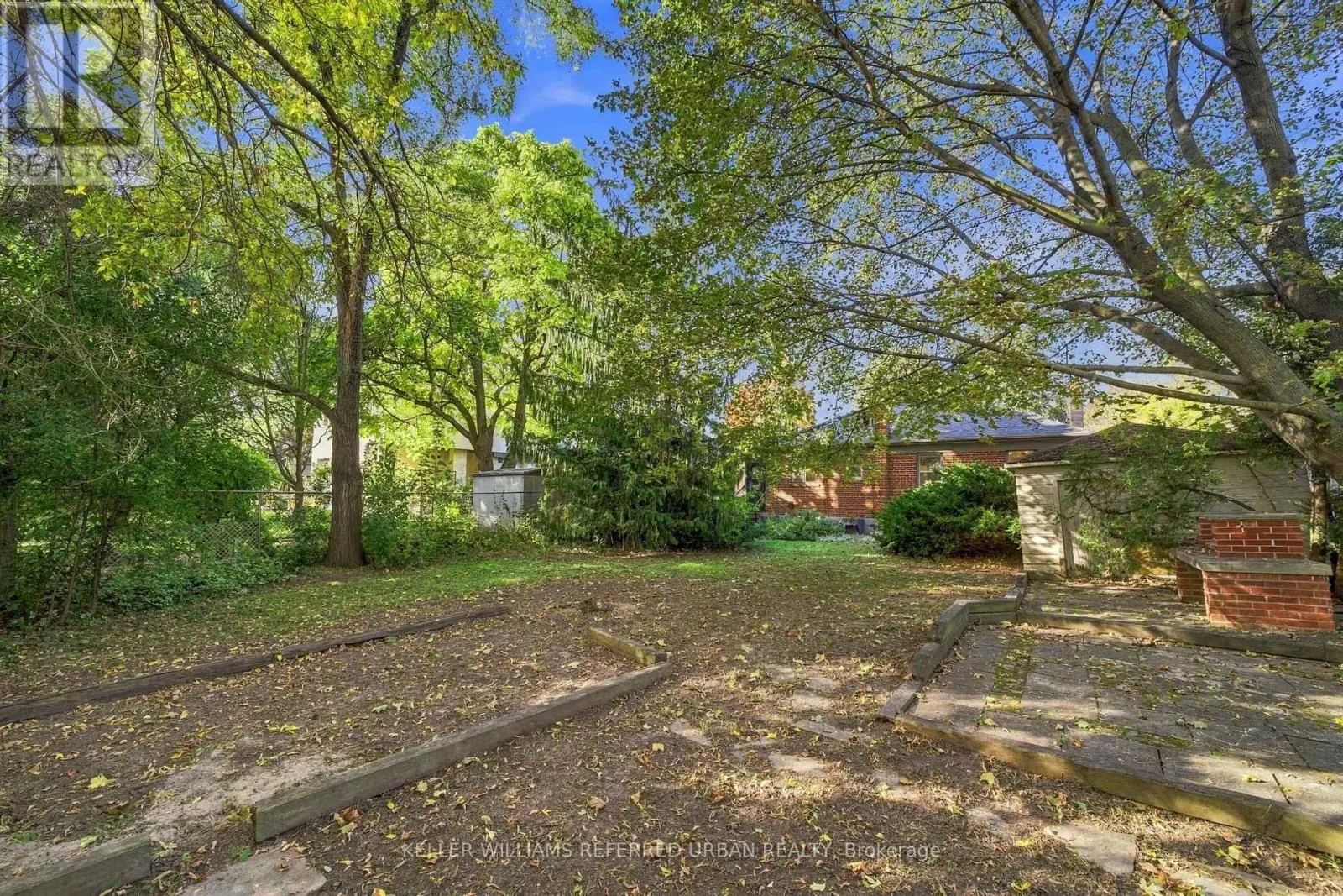 369 HOUNSLOW AVENUE