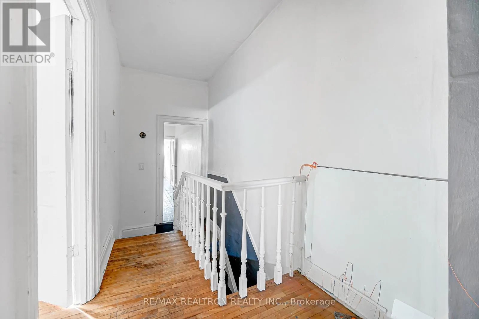 631 RICHMOND STREET W