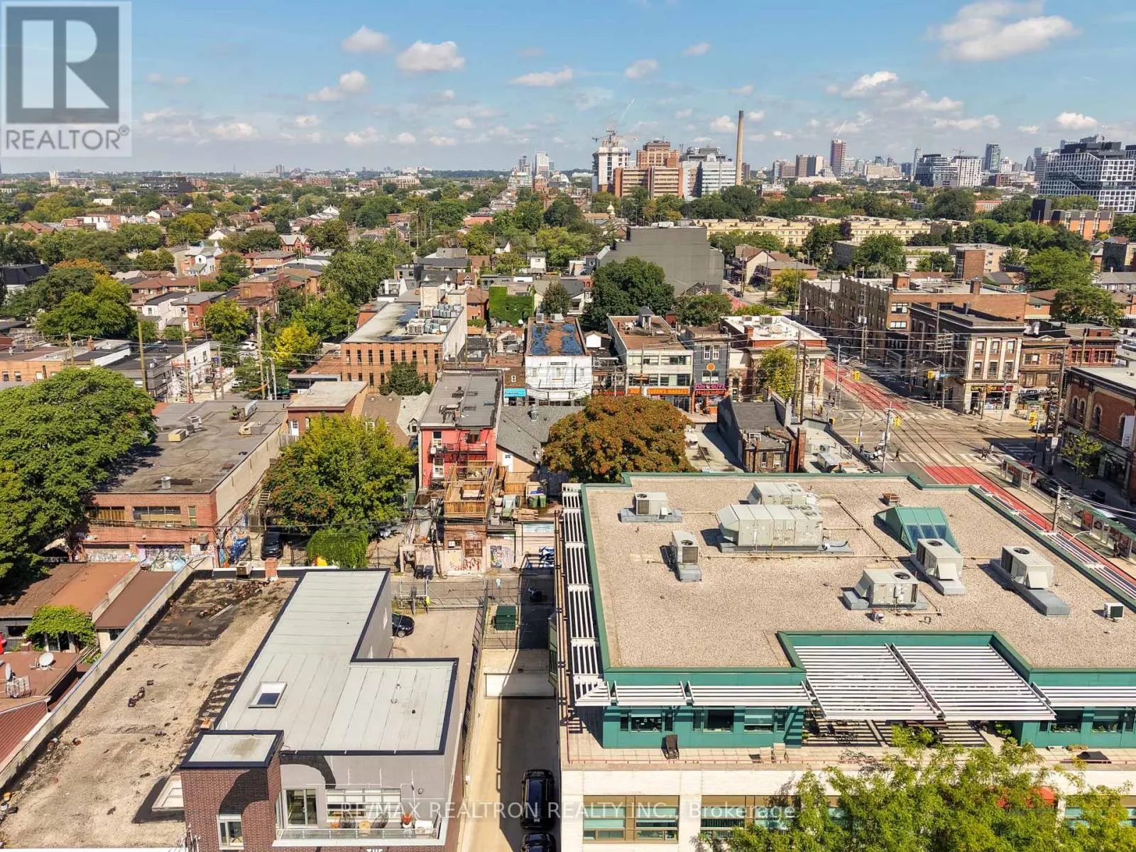 631 RICHMOND STREET W