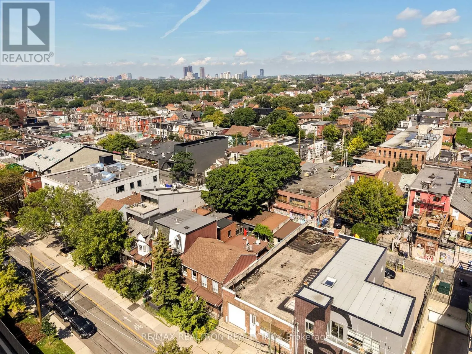 631 RICHMOND STREET W