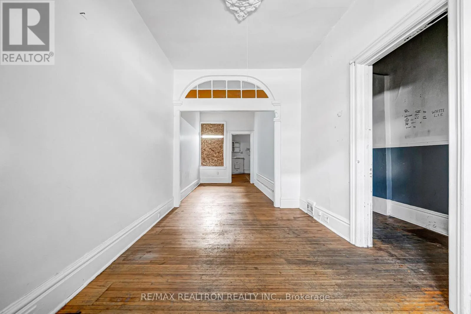 631 RICHMOND STREET W