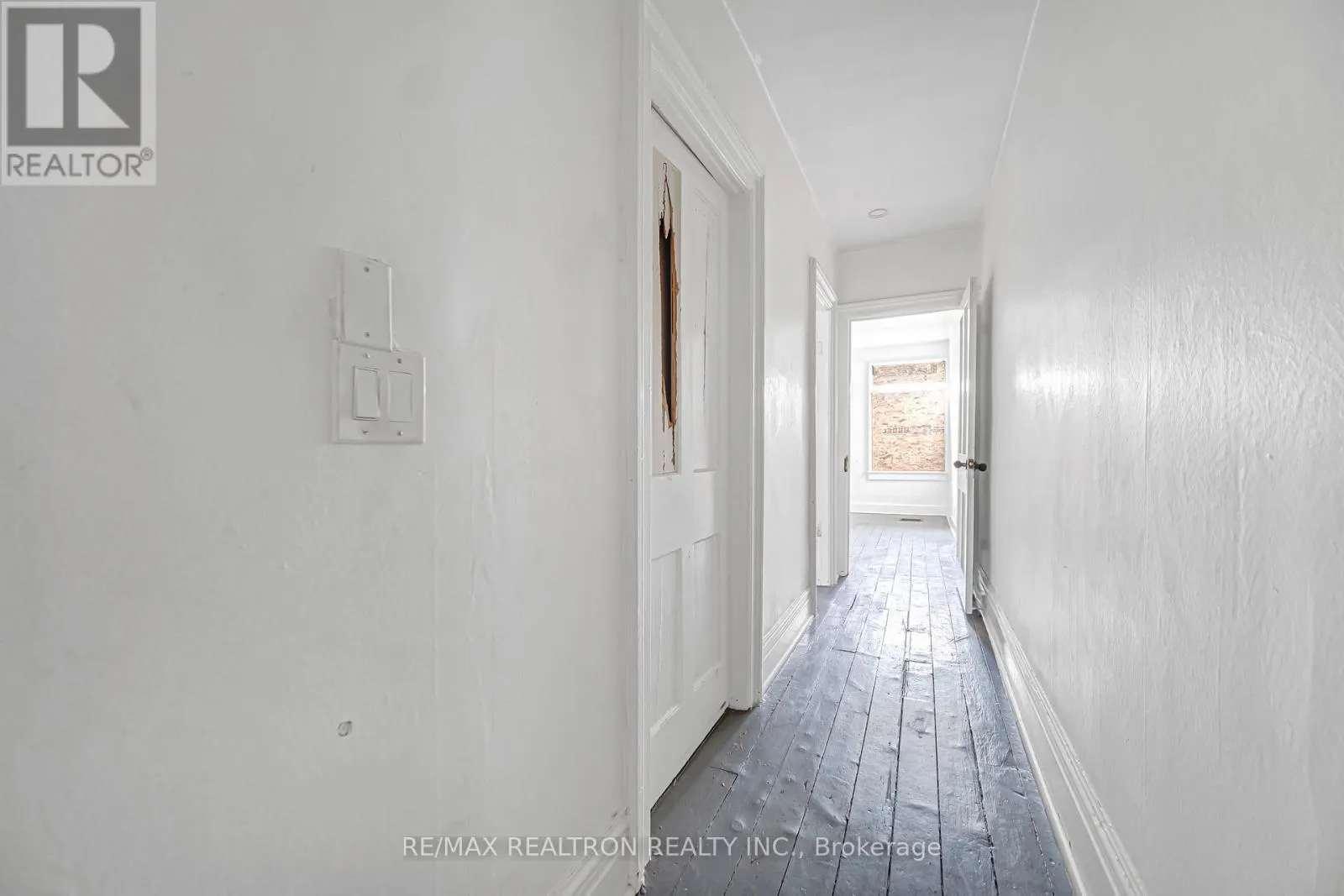 631 RICHMOND STREET W