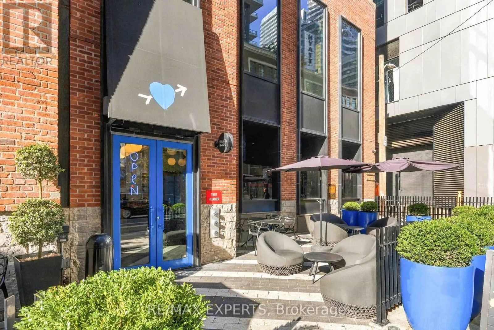 2602 - 87 PETER STREET