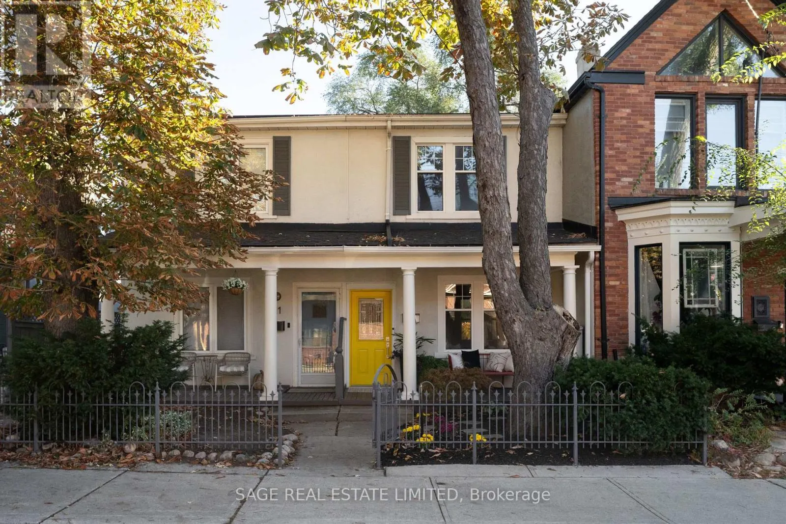 19 PALMERSTON AVENUE