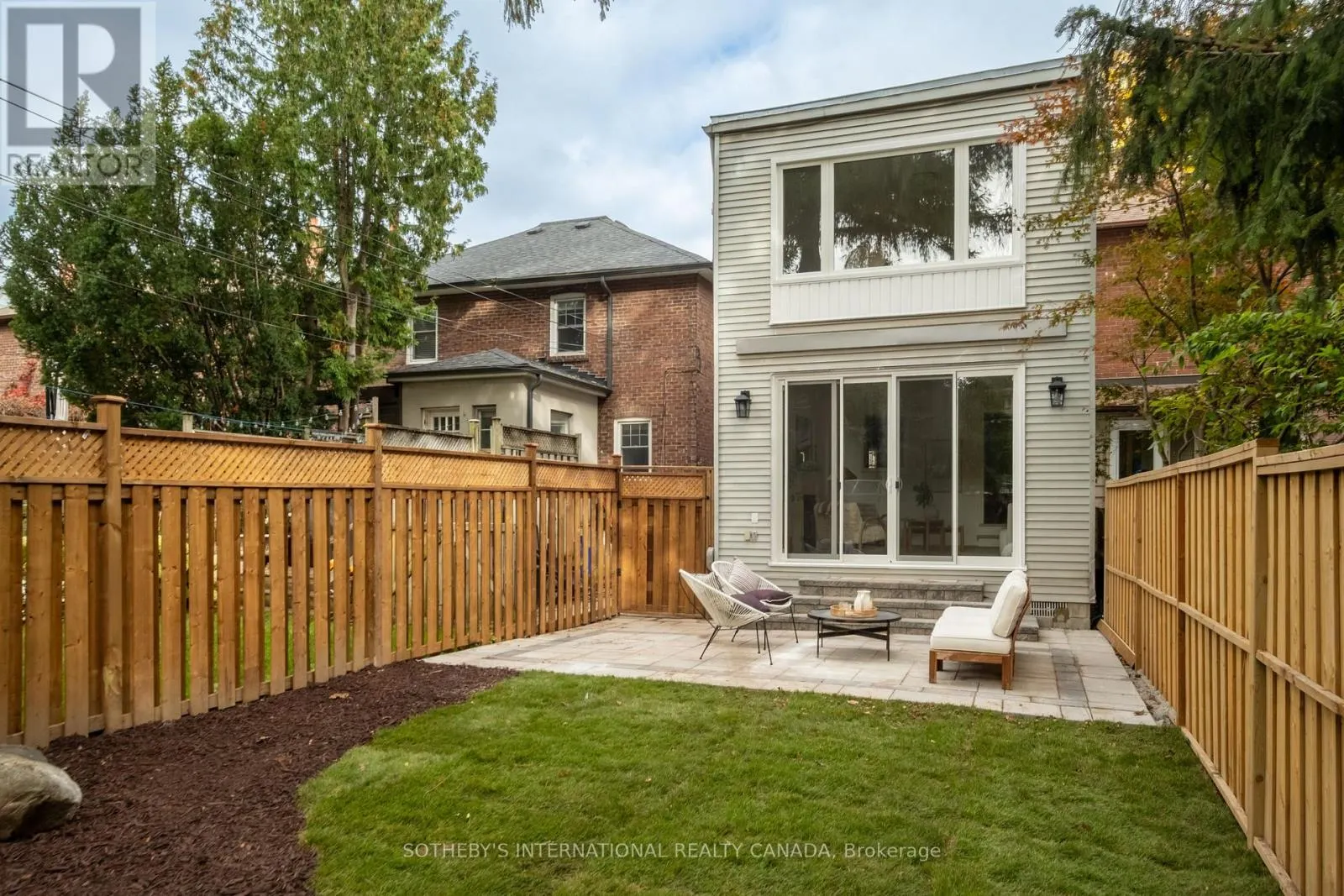 18 THURSTON ROAD
