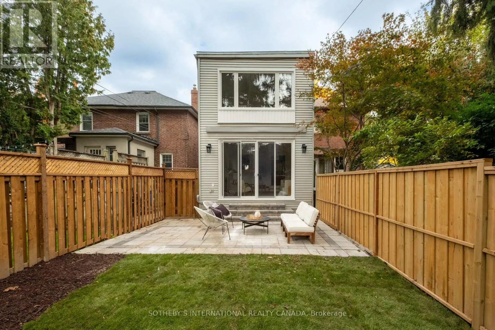 18 THURSTON ROAD