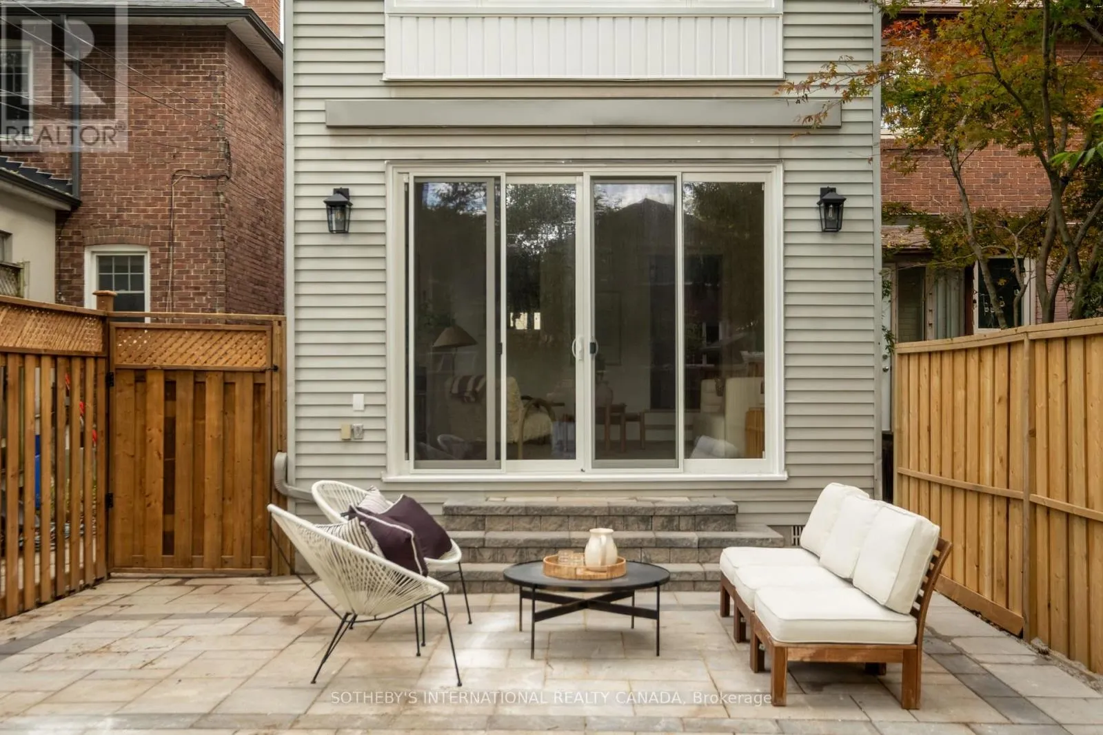 18 THURSTON ROAD