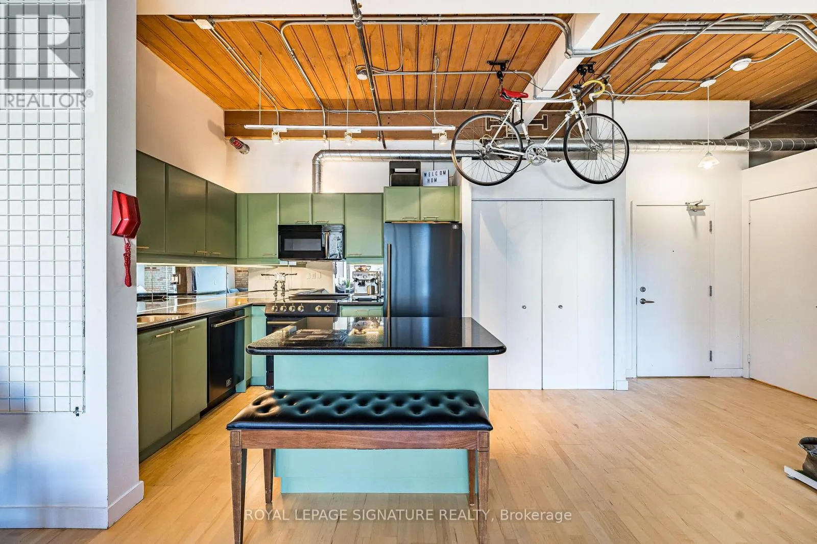 316 - 955 QUEEN STREET W