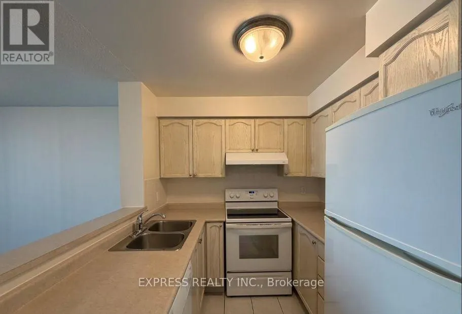 1106 - 29 PEMBERTON AVENUE