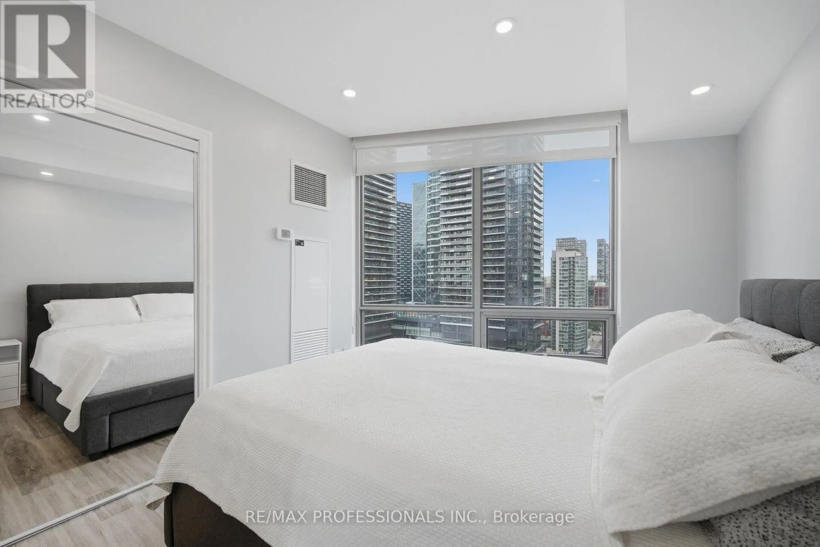 2603 - 3 NAVY WHARF COURT