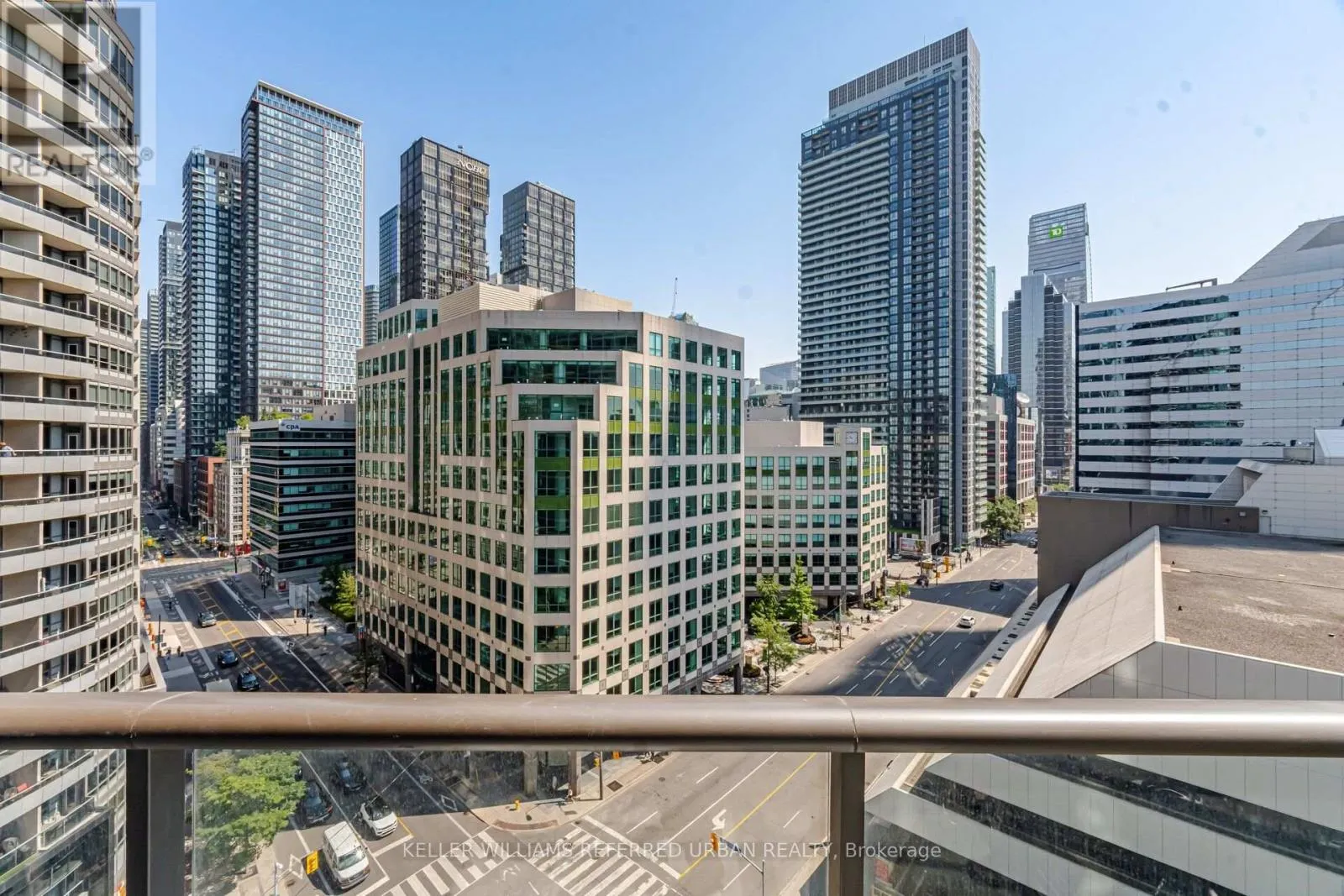 1501 - 361 FRONT STREET W