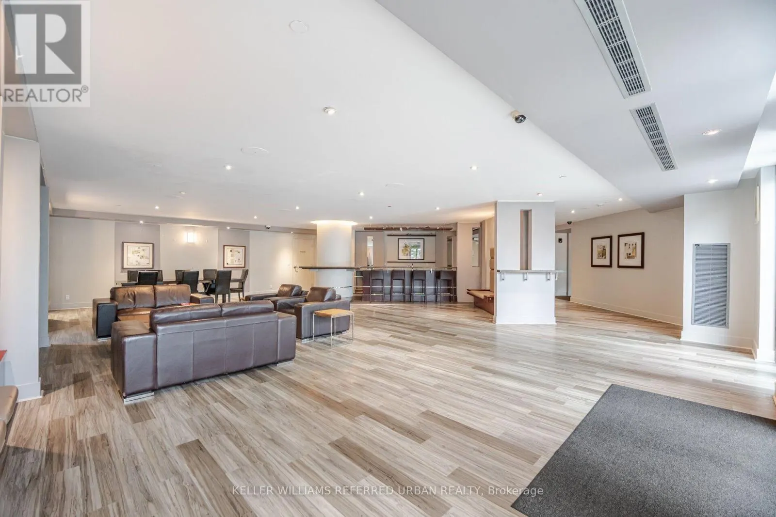 1501 - 361 FRONT STREET W