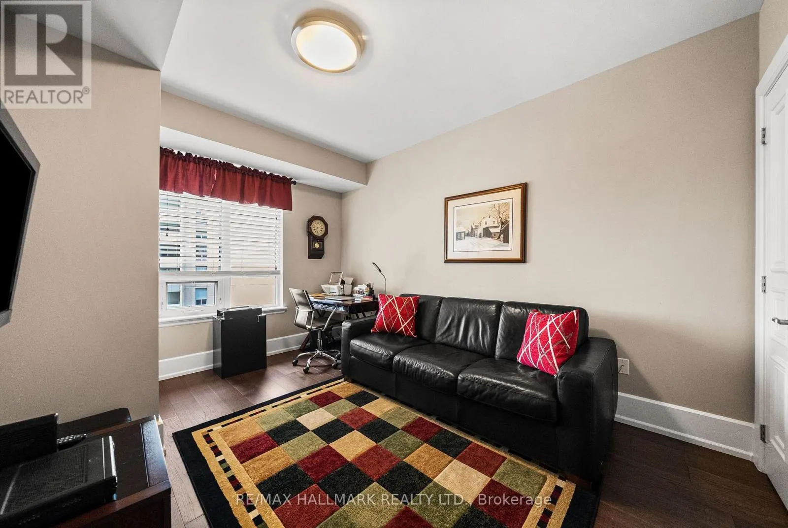 807C - 662 SHEPPARD AVENUE E