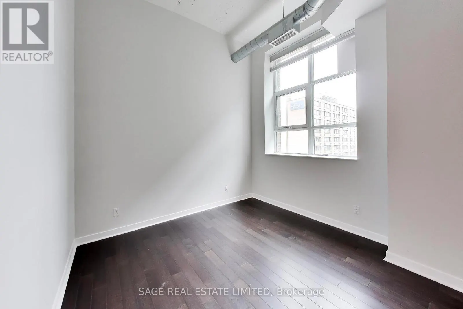 521 - 155 DALHOUSIE STREET