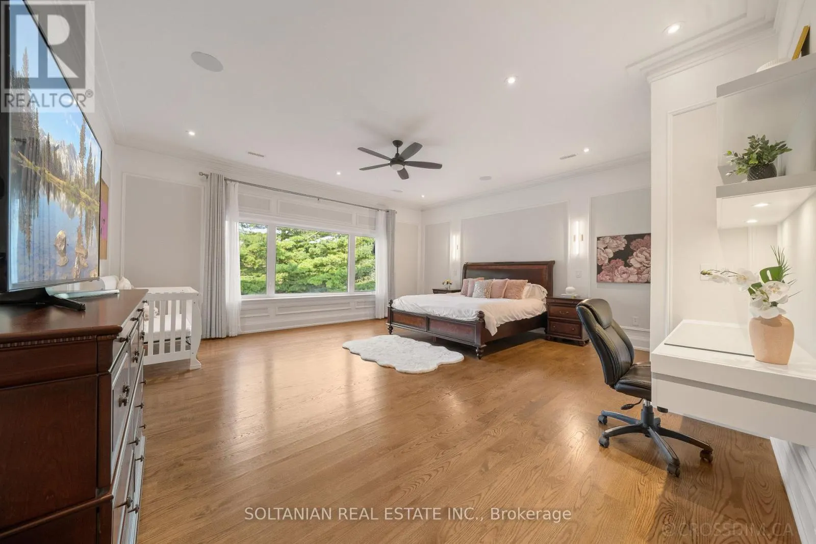 15 CALVIN AVENUE