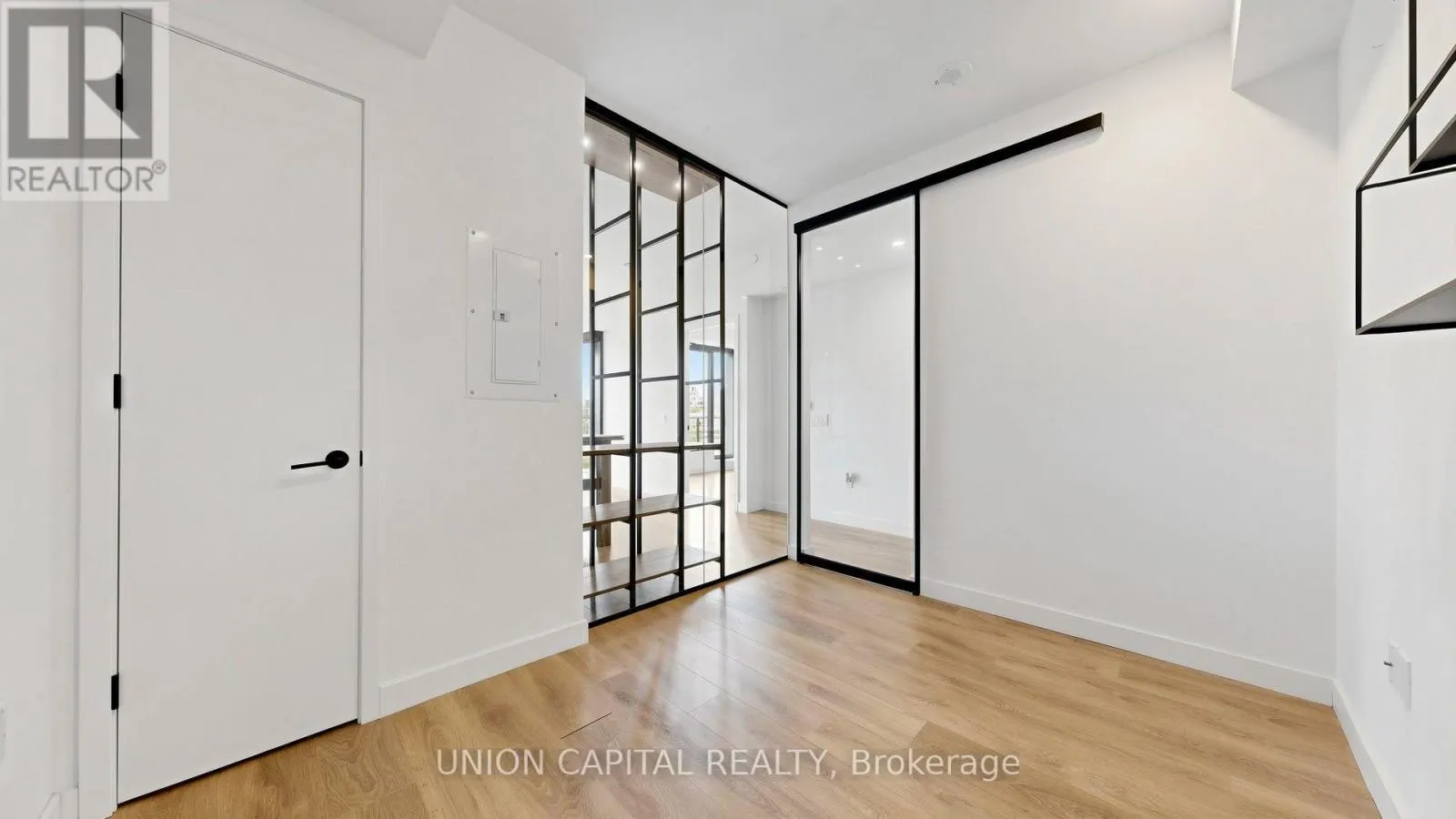 714 - 505 RICHMOND STREET W